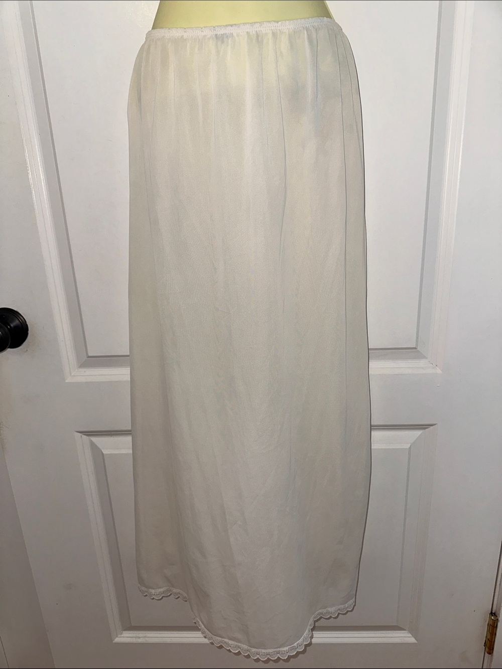 Vintage Lingerie by Dixie Belle‎ White Nylon Long Maxi Half Slip - Picture 1 of 7